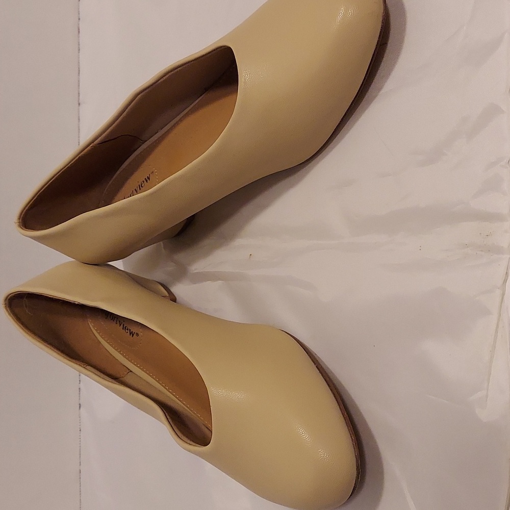 Comfortview Women's pumps, Bone Size 10W